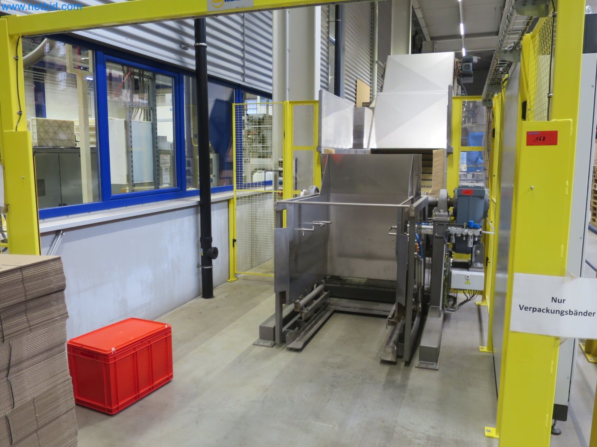 Machines for the production of cigarettes-2