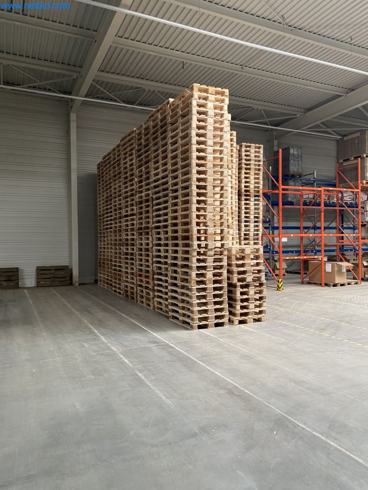 Machines for the production of cigarettes-2