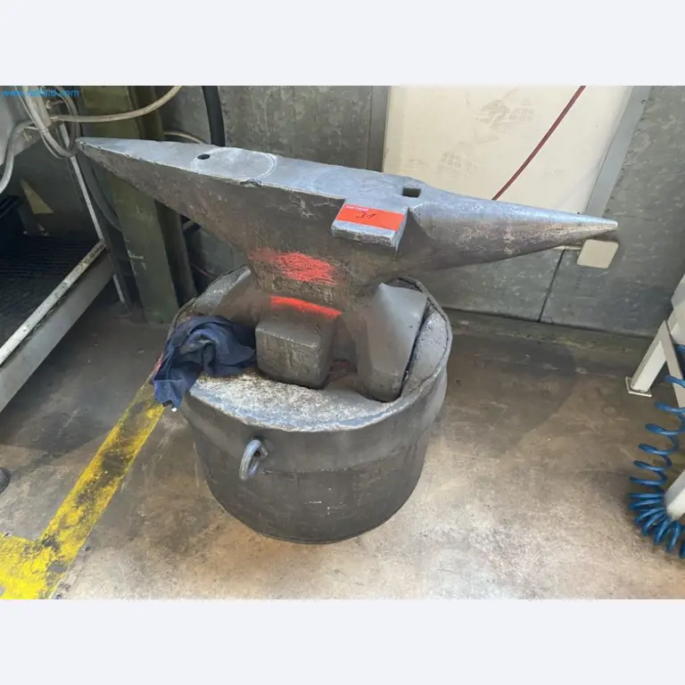 Máquinas bien mantenidas del sector de la construcción de maquinaria especial para automatización-1