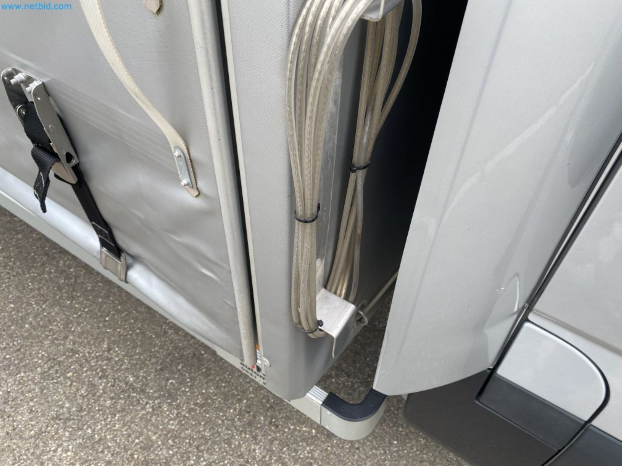 Machines from the special purpose automation industry-30