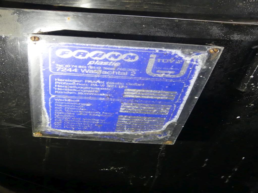 Maquinaria y accesorios de una antigua imprenta de huecograbado-11