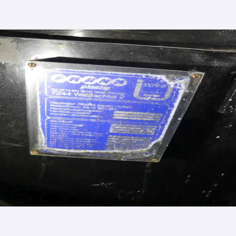 Equipement mécanique et accessoires d'une ancienne imprimerie en héliogravure-11