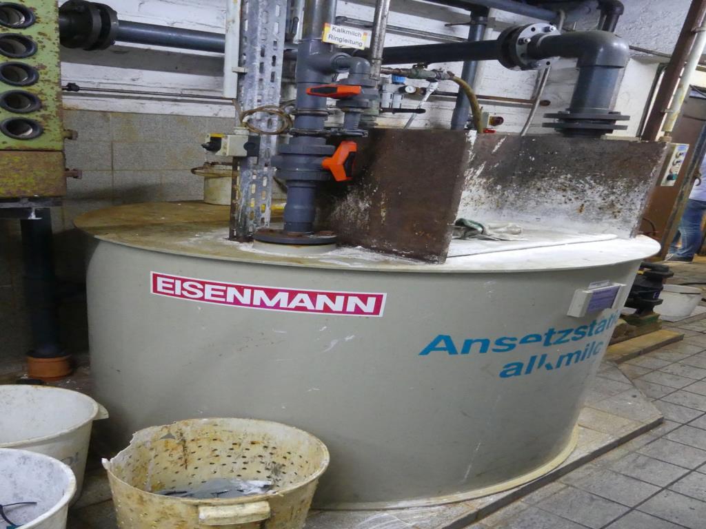 Maquinaria y accesorios de una antigua imprenta de huecograbado-14