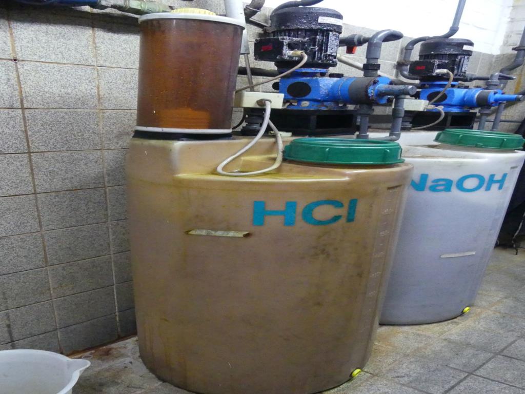 Maquinaria y accesorios de una antigua imprenta de huecograbado-7