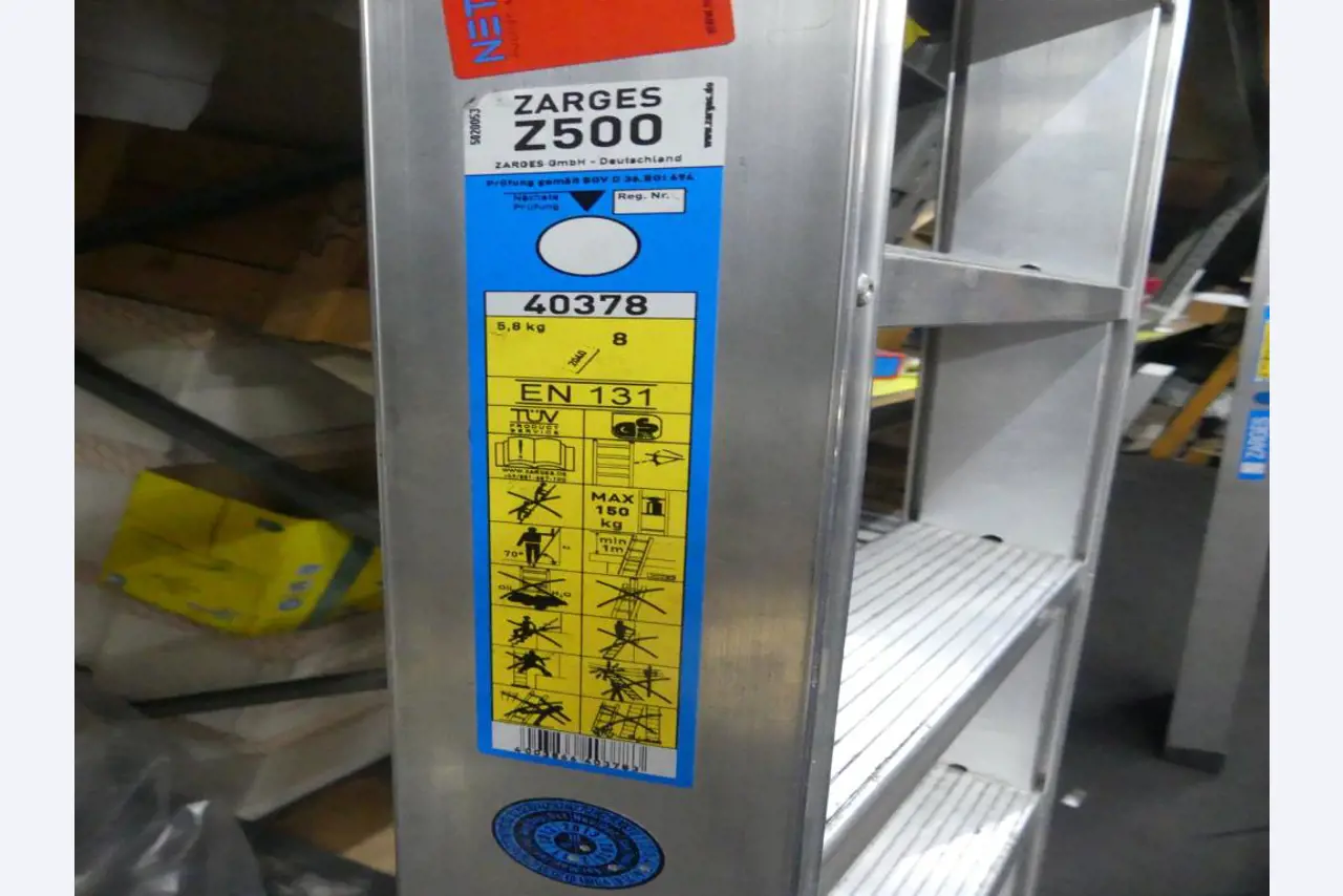 Maschinelle Einrichtung sowie Zubehör einer ehemaligen Tiefdruckerei-2