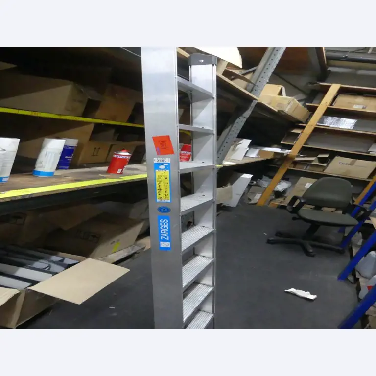 Maschinelle Einrichtung sowie Zubehör einer ehemaligen Tiefdruckerei-3