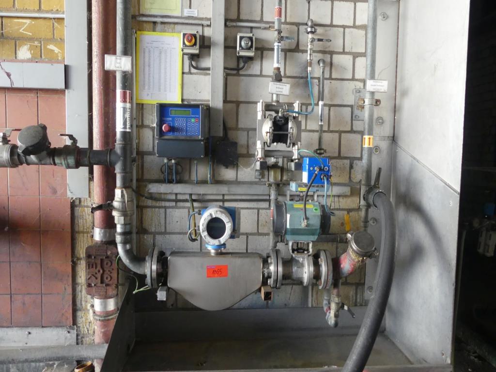 Maquinaria y accesorios de una antigua imprenta de huecograbado-1