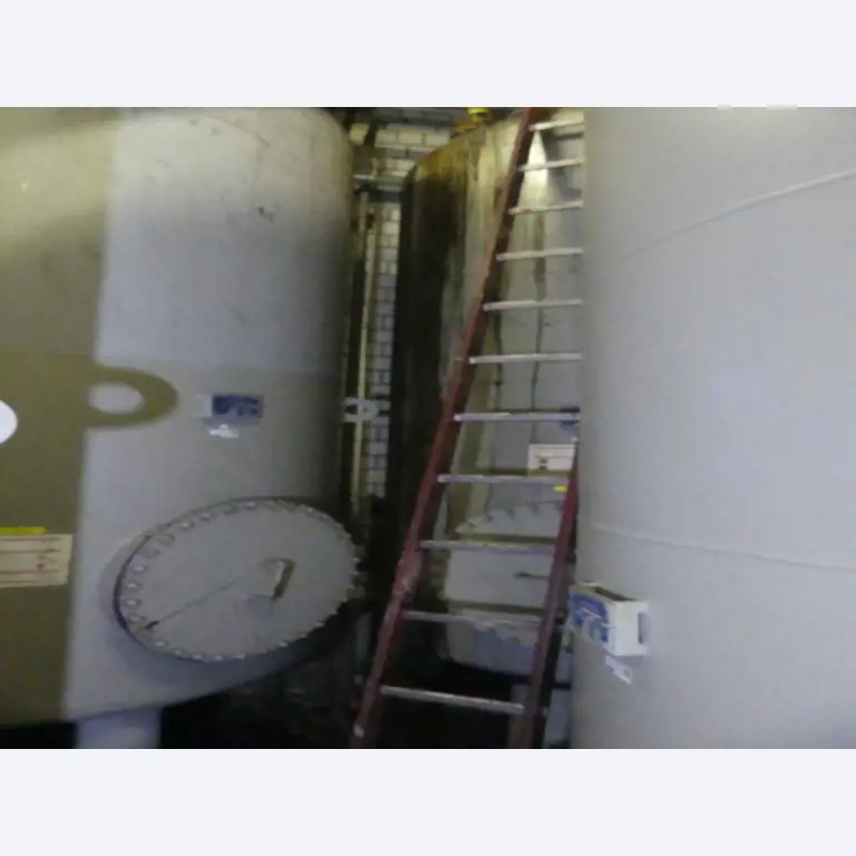 Equipement mécanique et accessoires d'une ancienne imprimerie en héliogravure-2