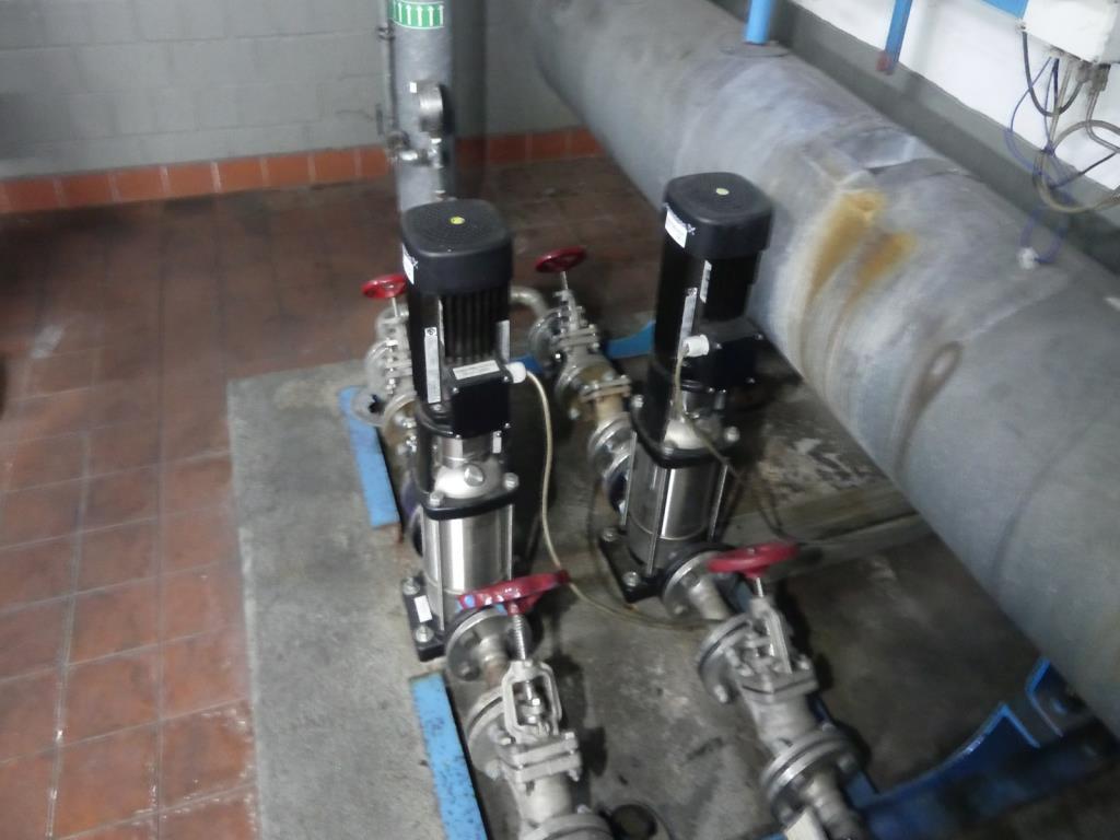 Maquinaria y accesorios de una antigua imprenta de huecograbado-5