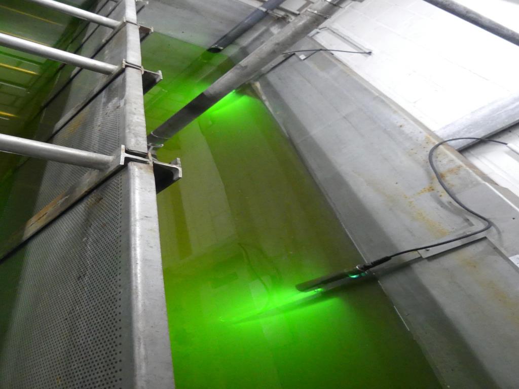 Maquinaria y accesorios de una antigua imprenta de huecograbado-16