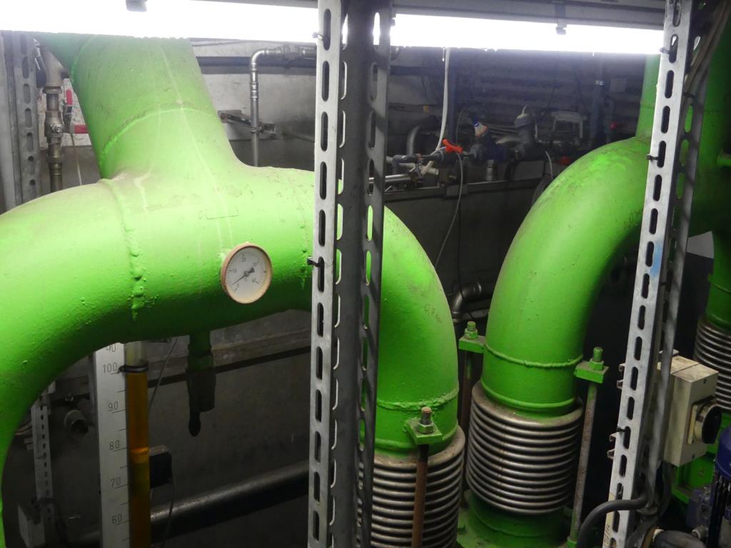 Maquinaria y accesorios de una antigua imprenta de huecograbado-24