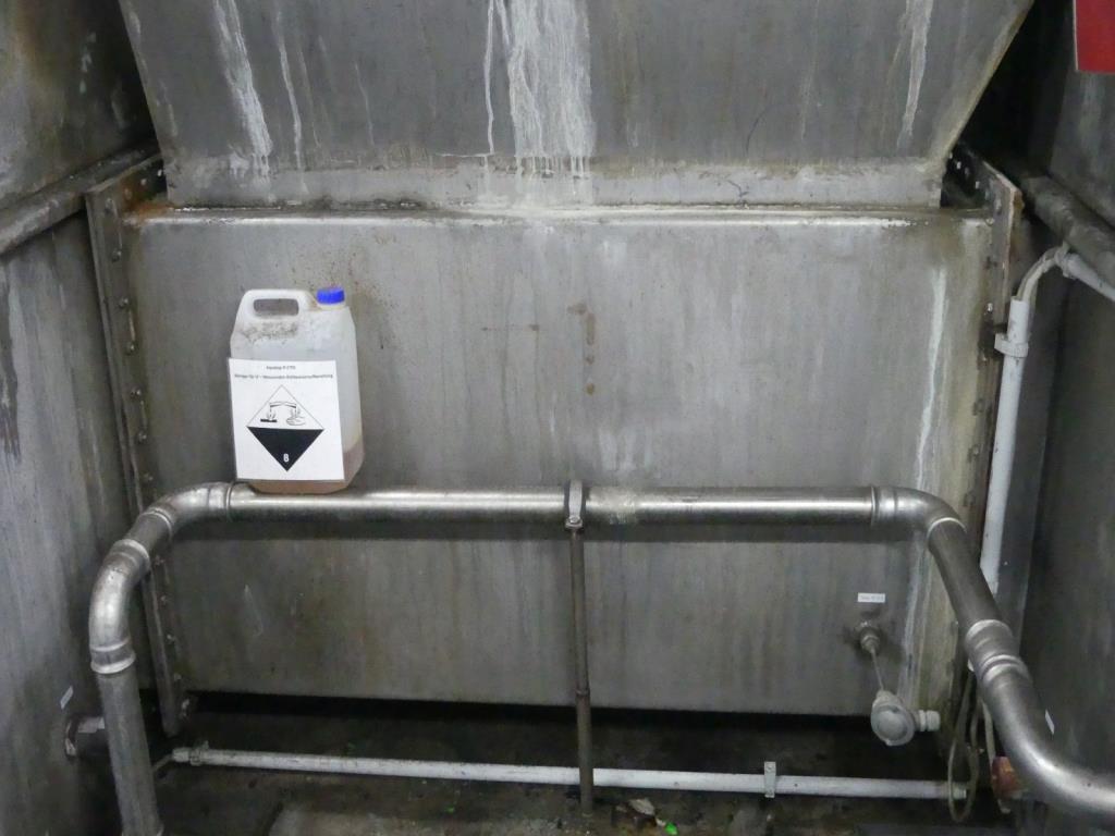 Maquinaria y accesorios de una antigua imprenta de huecograbado-25