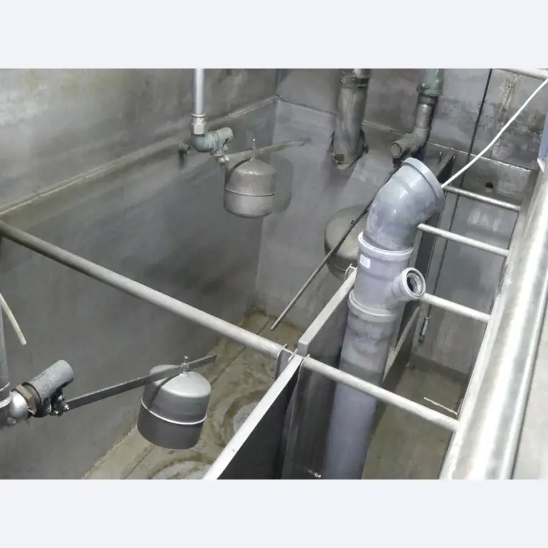 Equipement mécanique et accessoires d'une ancienne imprimerie en héliogravure-29