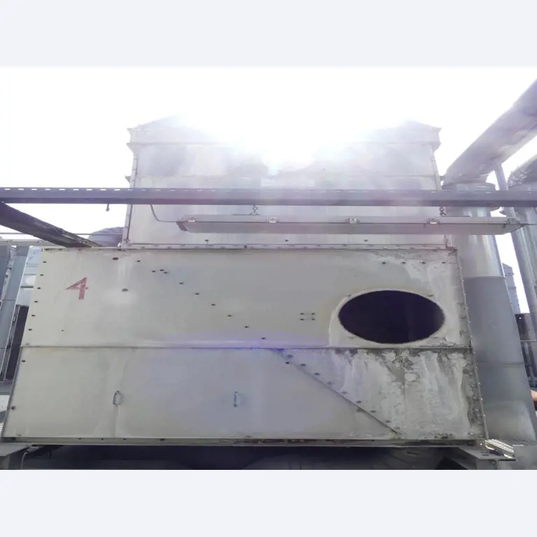 Equipement mécanique et accessoires d'une ancienne imprimerie en héliogravure-3