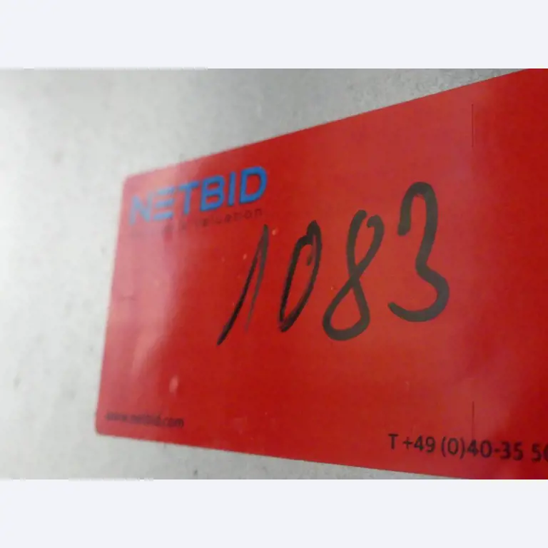 Equipement mécanique et accessoires d'une ancienne imprimerie en héliogravure-8