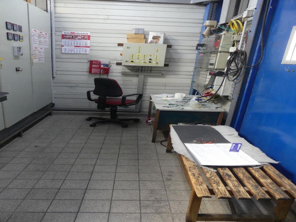 Stroje a příslušenství z bývalé hlubotiskové tiskárny-18