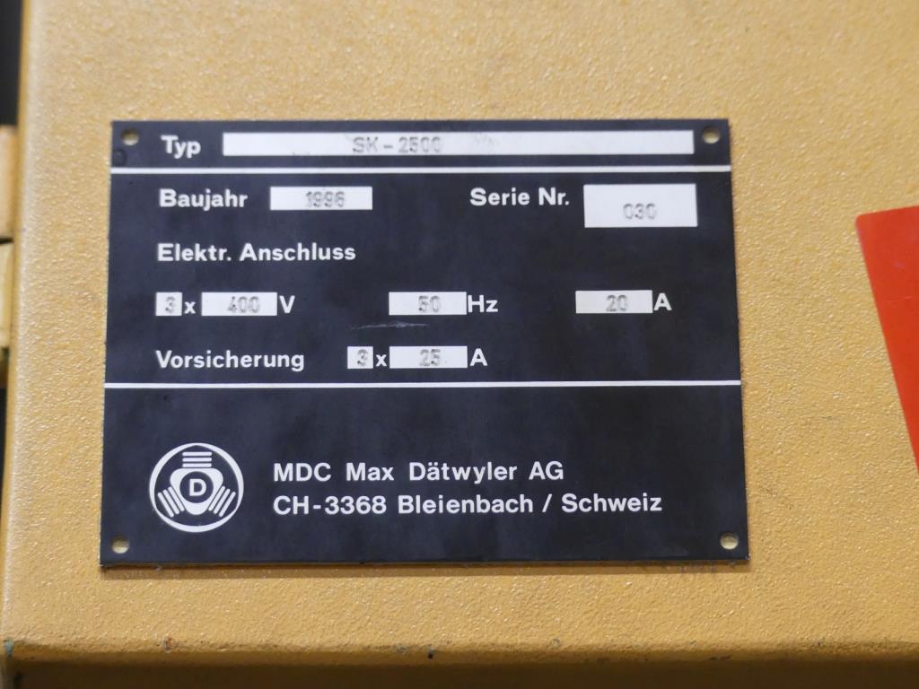 Maschinelle Einrichtung sowie Zubehör einer ehemaligen Tiefdruckerei-2