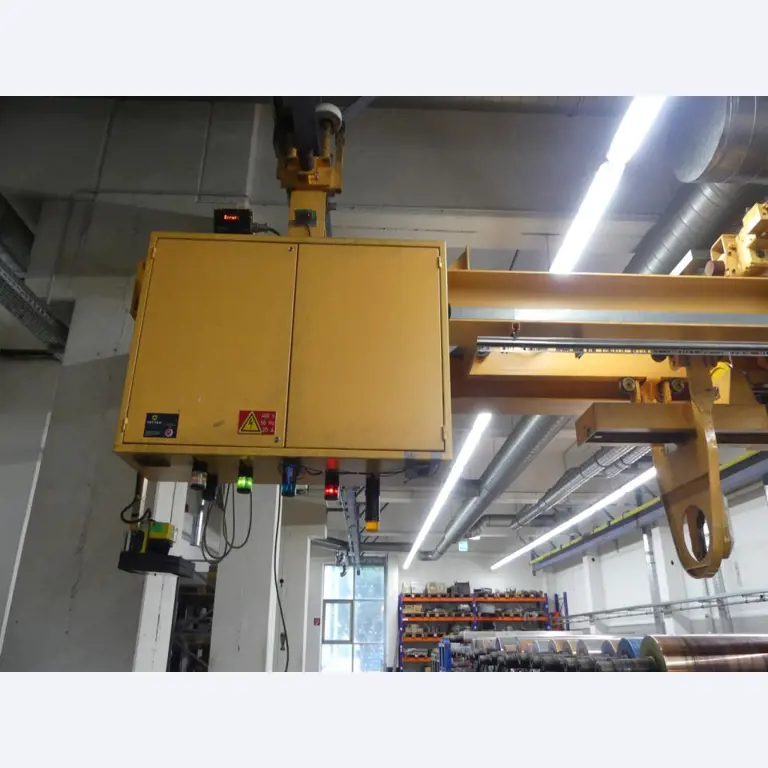 Maschinelle Einrichtung sowie Zubehör einer ehemaligen Tiefdruckerei-3