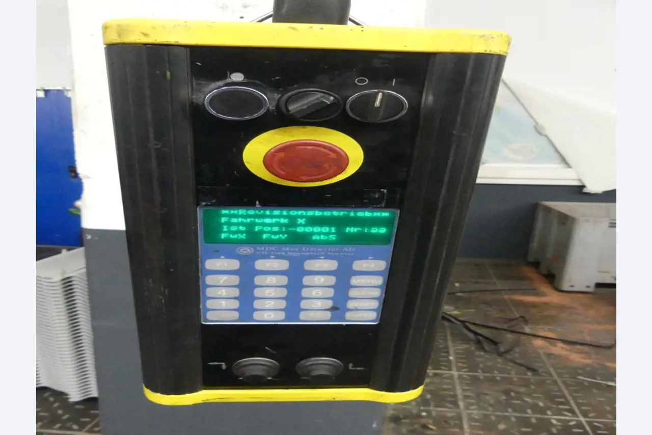 Maschinelle Einrichtung sowie Zubehör einer ehemaligen Tiefdruckerei-4