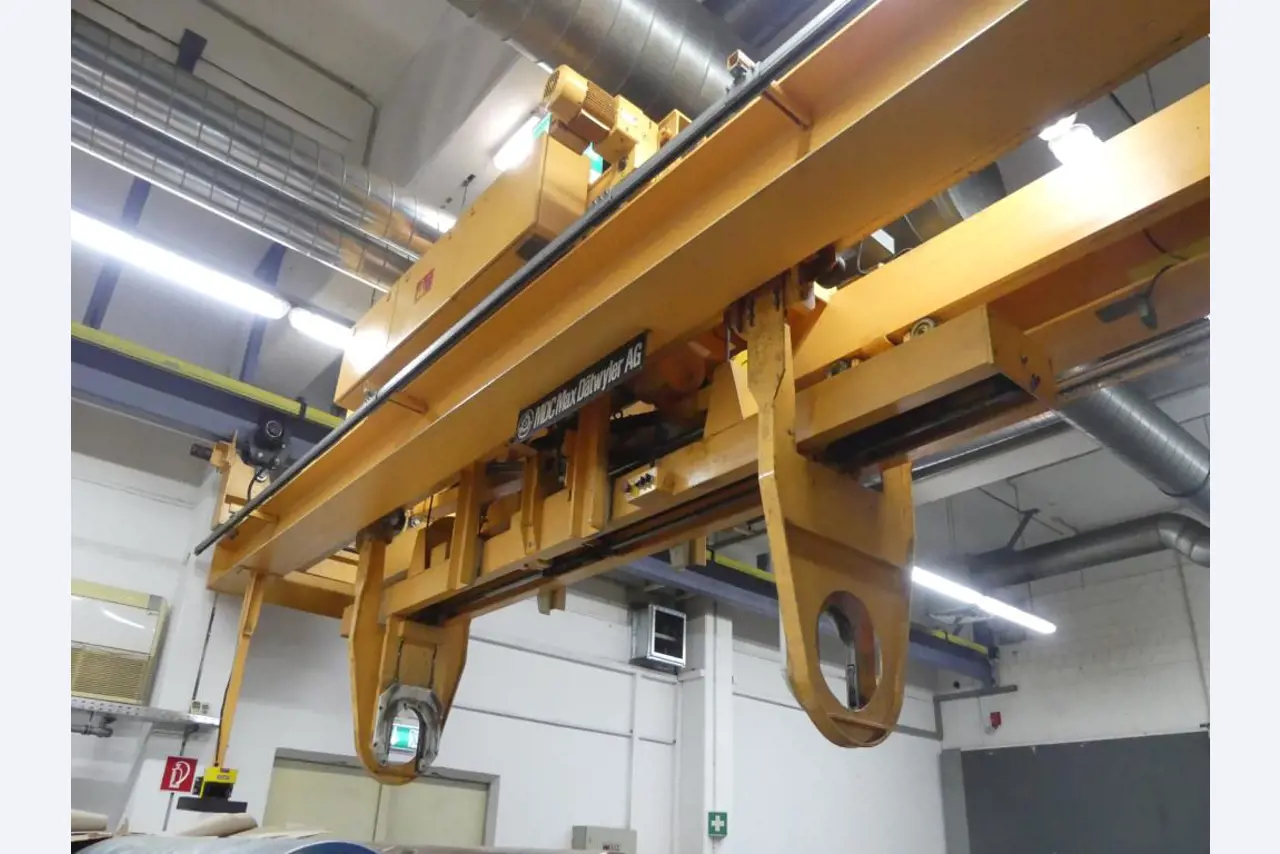 Maschinelle Einrichtung sowie Zubehör einer ehemaligen Tiefdruckerei-5