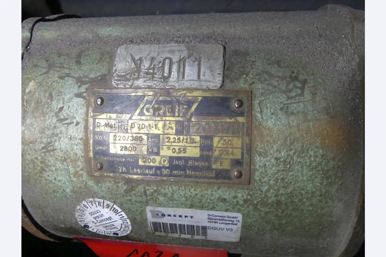 Stroje a příslušenství z bývalé hlubotiskové tiskárny-2