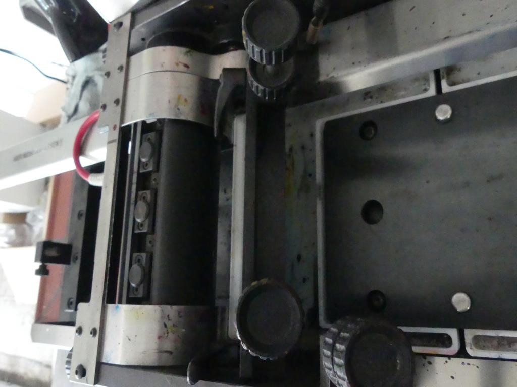 Maquinaria y accesorios de una antigua imprenta de huecograbado-4