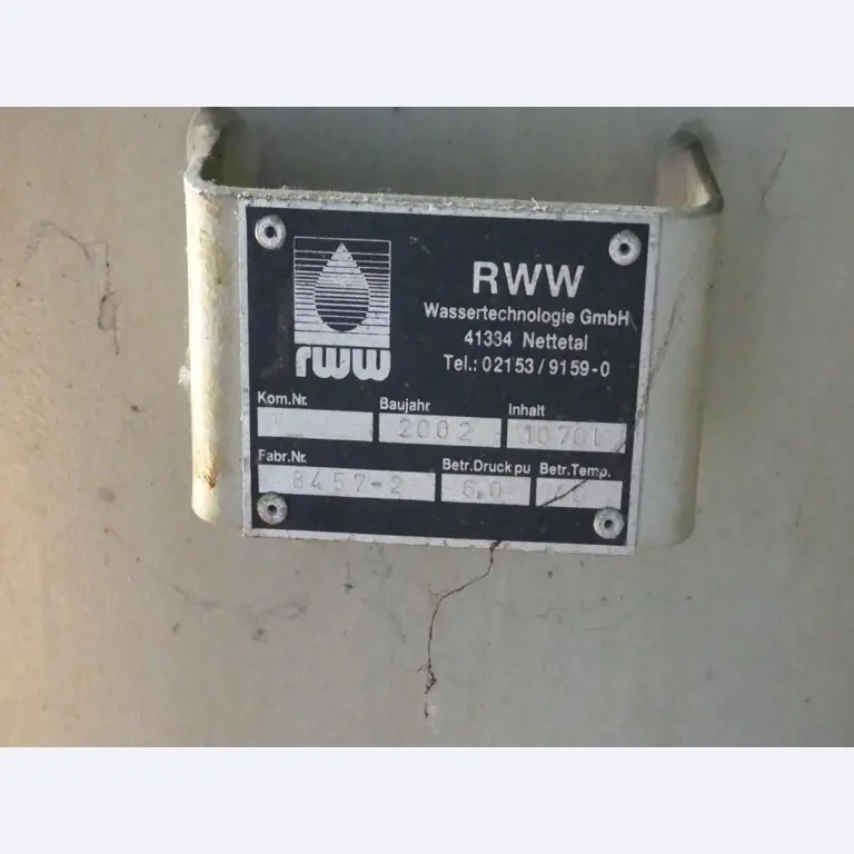 Equipement mécanique et accessoires d'une ancienne imprimerie en héliogravure-2