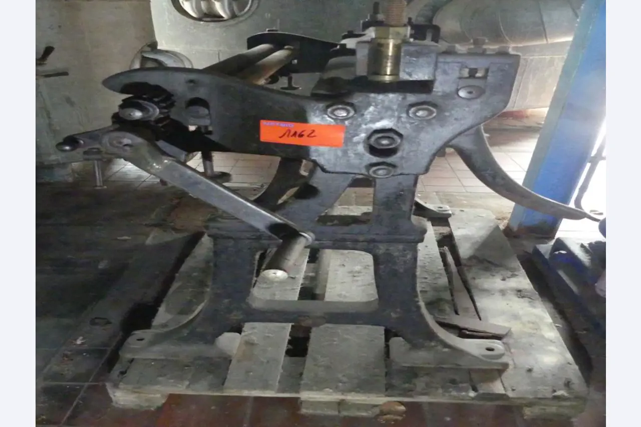 Maschinelle Einrichtung sowie Zubehör einer ehemaligen Tiefdruckerei-1