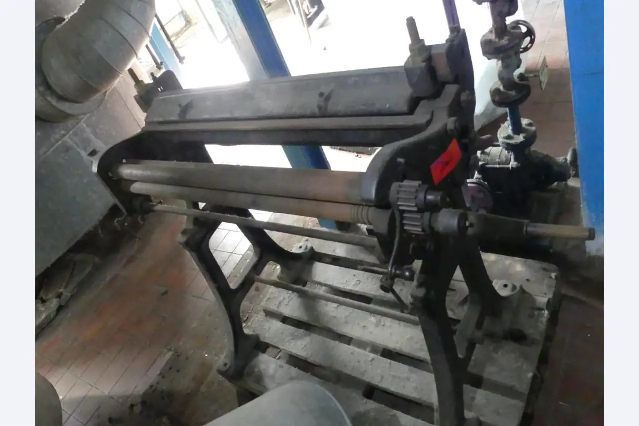 Maschinelle Einrichtung sowie Zubehör einer ehemaligen Tiefdruckerei-3