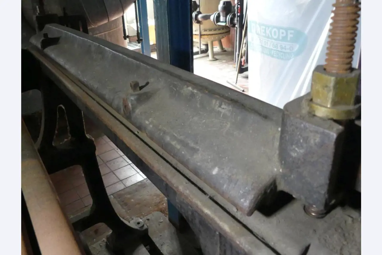 Maschinelle Einrichtung sowie Zubehör einer ehemaligen Tiefdruckerei-5