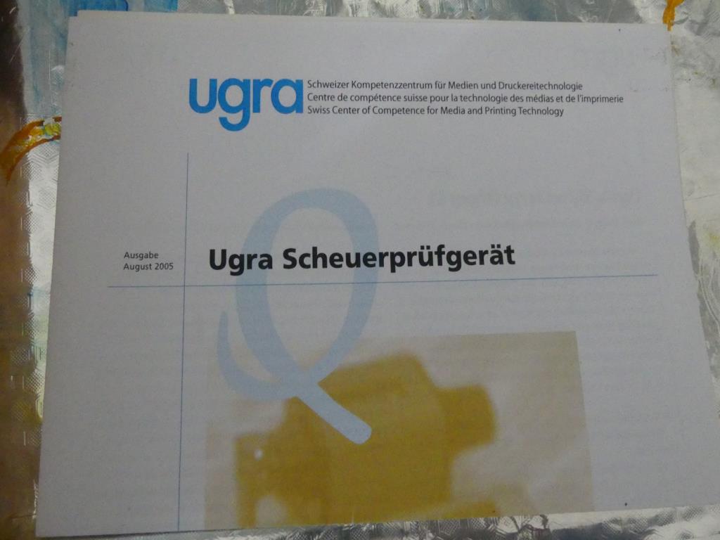 Maquinaria y accesorios de una antigua imprenta de huecograbado-2