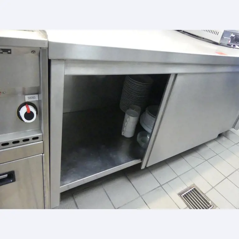 Maquinaria y accesorios de una antigua imprenta de huecograbado-2