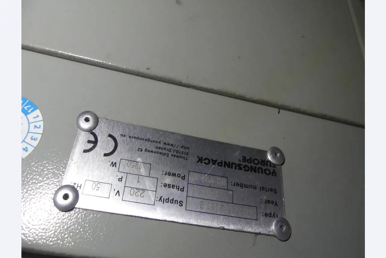 Maschinelle Einrichtung sowie Zubehör einer ehemaligen Tiefdruckerei-5