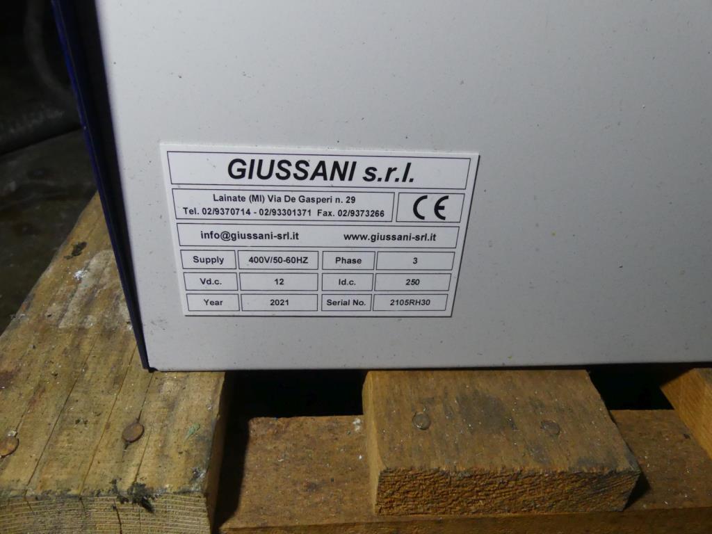 Máquinas e acessórios de uma antiga fábrica de impressão de gravuras-4