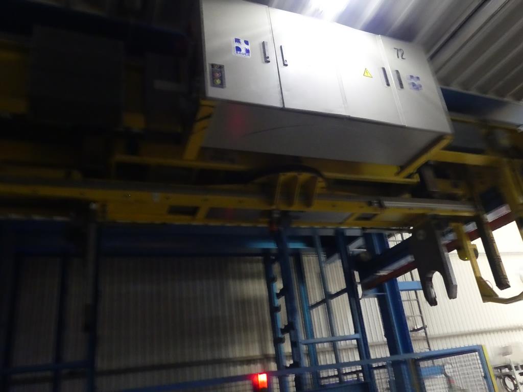 Máquinas e acessórios de uma antiga fábrica de impressão de gravuras-2