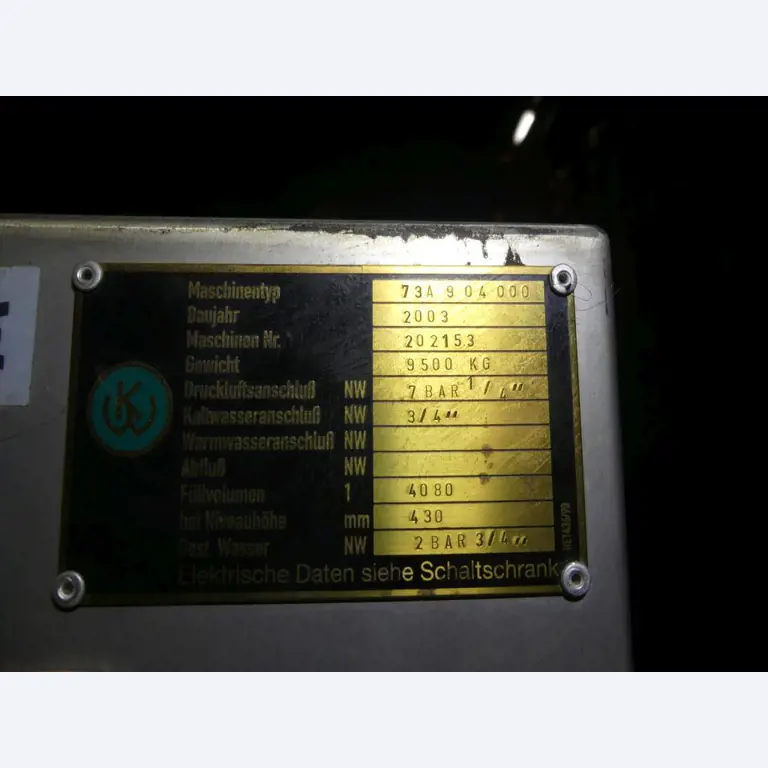 Equipement mécanique et accessoires d'une ancienne imprimerie en héliogravure-2