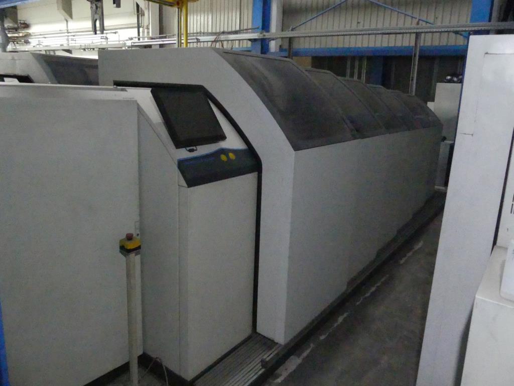 Maquinaria y accesorios de una antigua imprenta de huecograbado-1