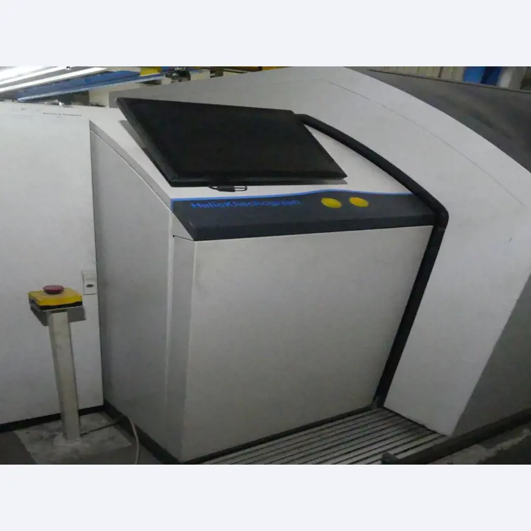 Equipement mécanique et accessoires d'une ancienne imprimerie en héliogravure-2