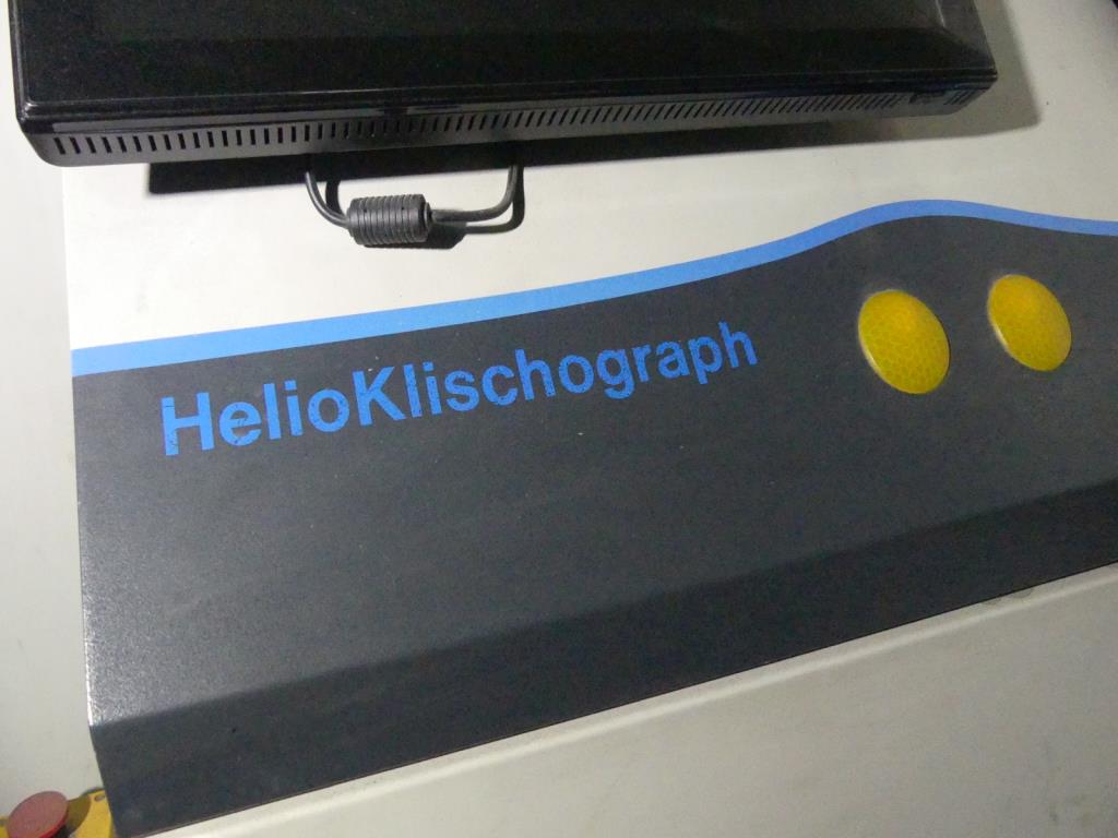 Maquinaria y accesorios de una antigua imprenta de huecograbado-3