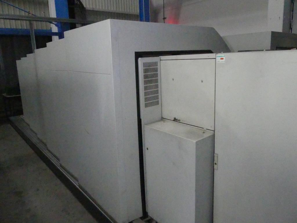 Maquinaria y accesorios de una antigua imprenta de huecograbado-4