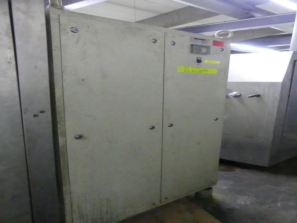 Máquinas e acessórios de uma antiga fábrica de impressão de gravuras-7