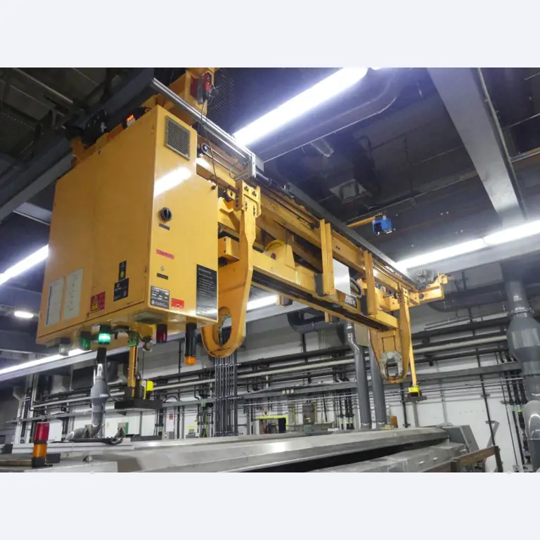 Equipement mécanique et accessoires d'une ancienne imprimerie en héliogravure-1