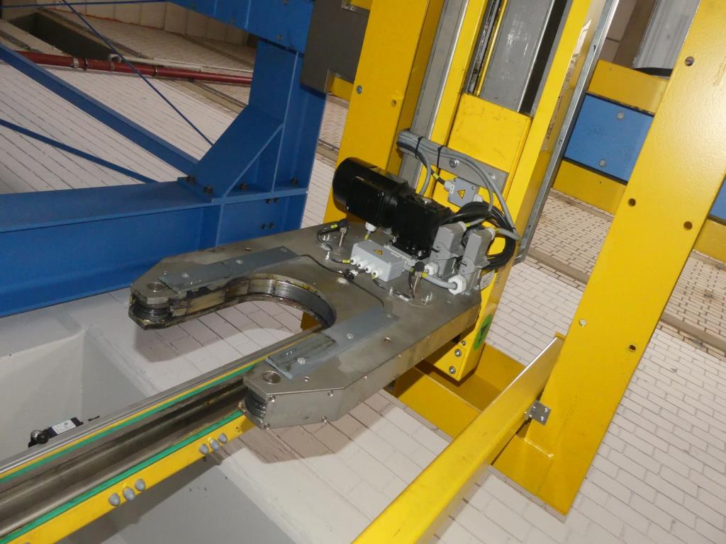 Máquinas e acessórios de uma antiga fábrica de impressão de gravuras-2