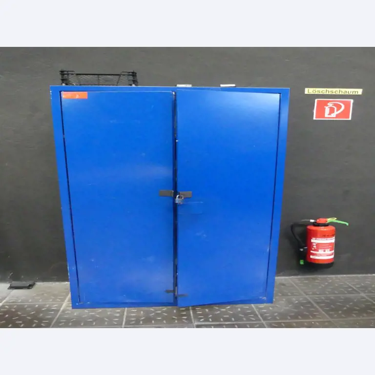 Stroje a příslušenství z bývalé hlubotiskové tiskárny-1