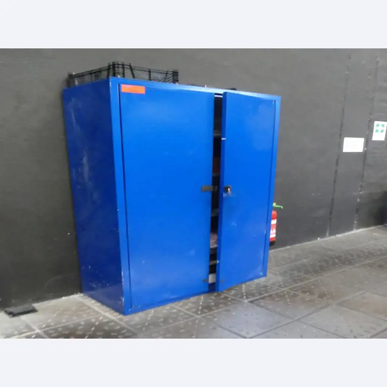 Stroje a příslušenství z bývalé hlubotiskové tiskárny-2