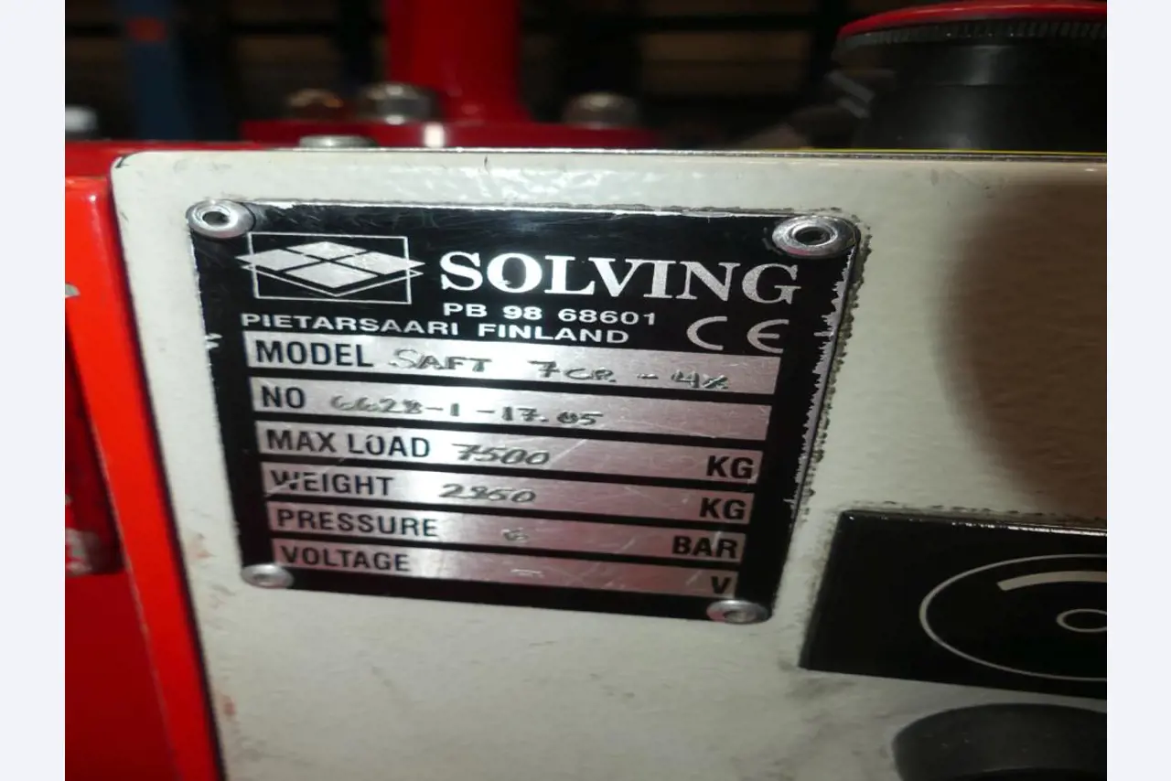 Maschinelle Einrichtung sowie Zubehör einer ehemaligen Tiefdruckerei-2