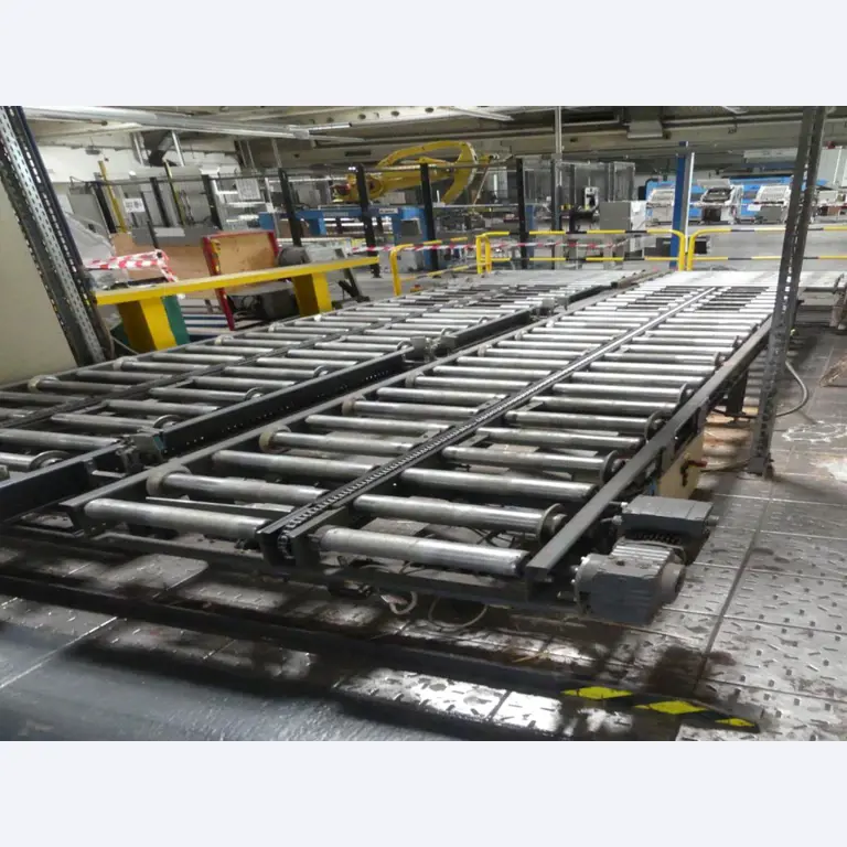 Equipement mécanique et accessoires d'une ancienne imprimerie en héliogravure-9