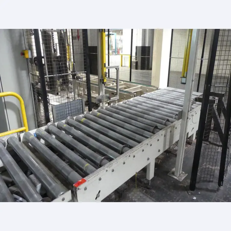 Equipement mécanique et accessoires d'une ancienne imprimerie en héliogravure-14