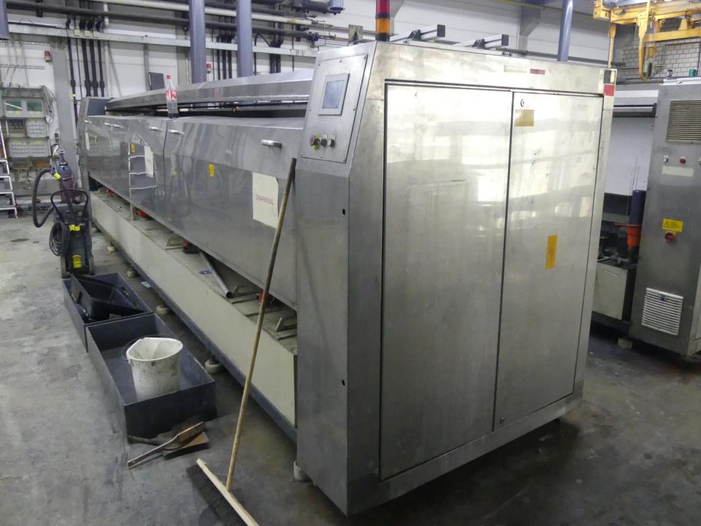 Maquinaria y accesorios de una antigua imprenta de huecograbado-3