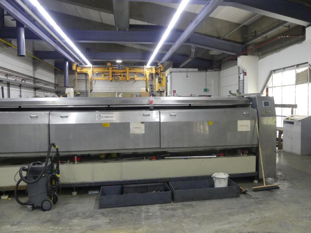 Maquinaria y accesorios de una antigua imprenta de huecograbado-4